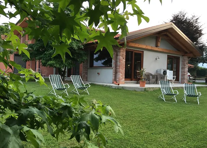 Agriturismo La Virginia Revello